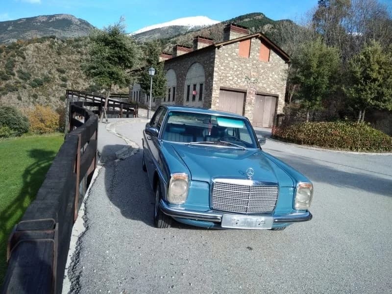 Mercedes-Benz 220 D W115 miniatura 2