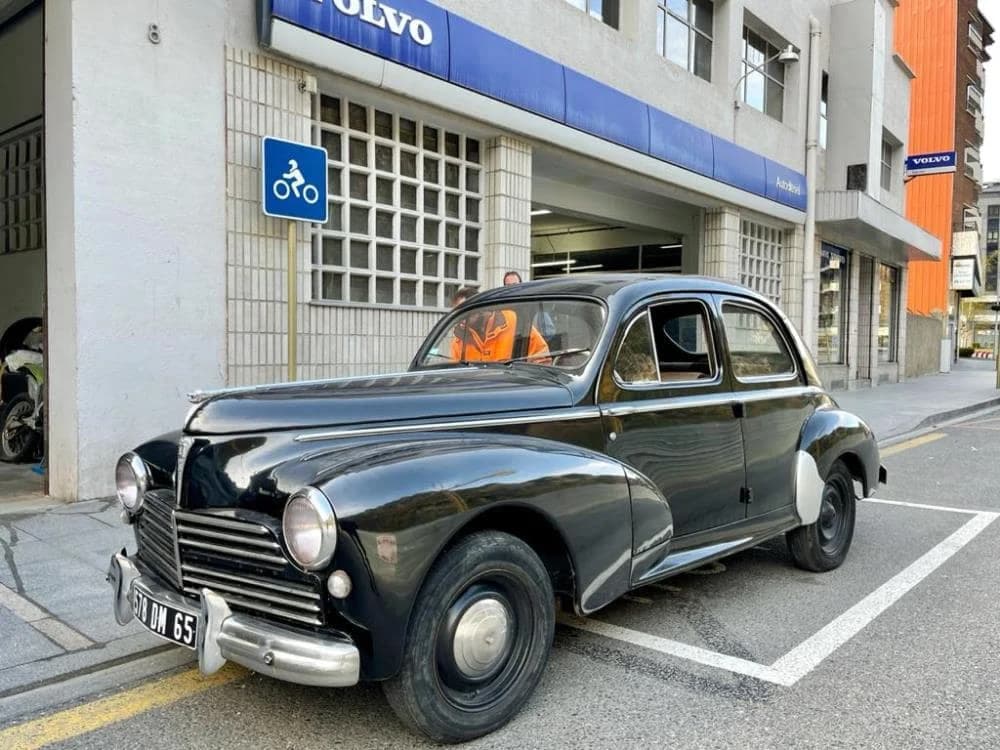 Peugeot 203  Turisme miniatura 7
