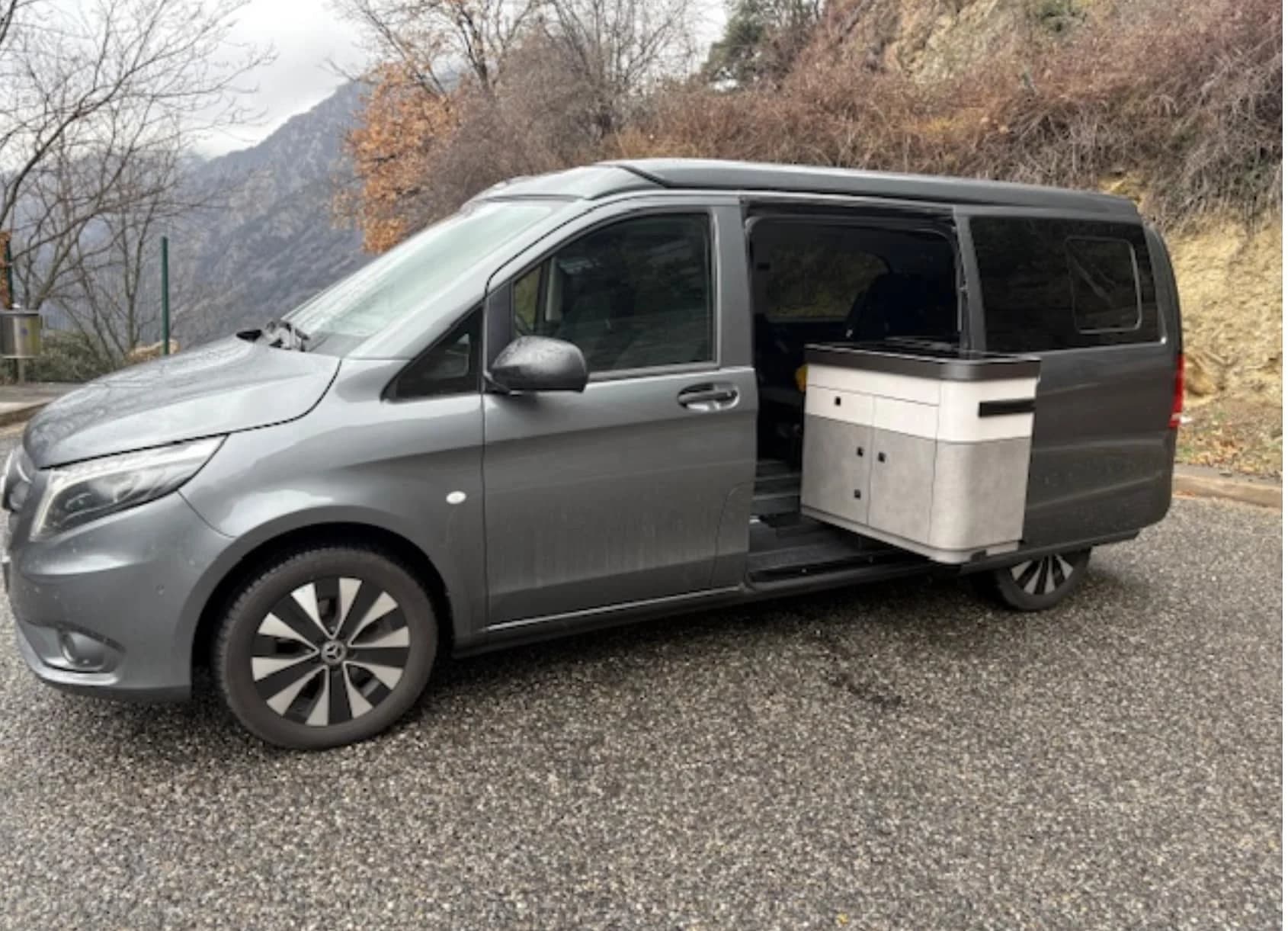 Mercedes-Benz V  250D 4Matic miniatura 2