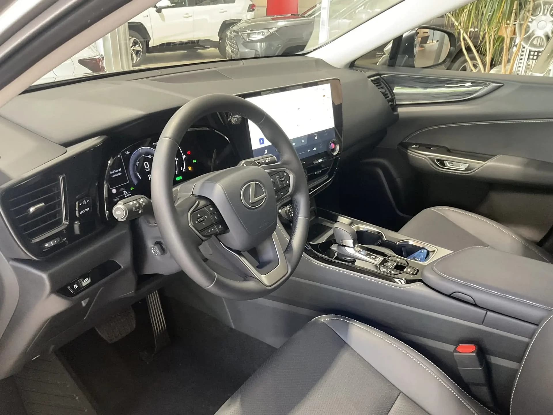Lexus NX 350h Business miniatura 5