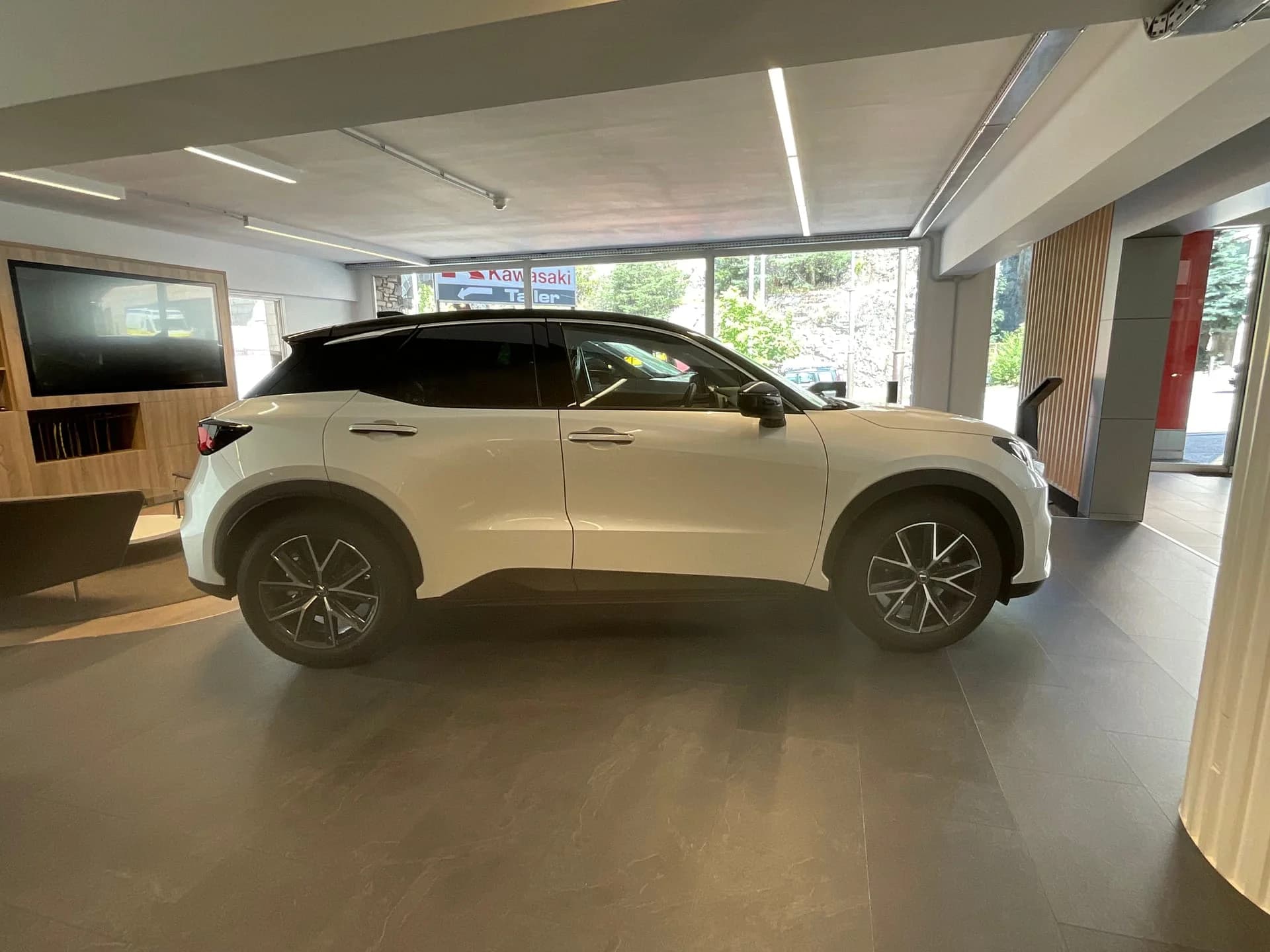 Lexus LBX 1.5 Cool miniatura 5