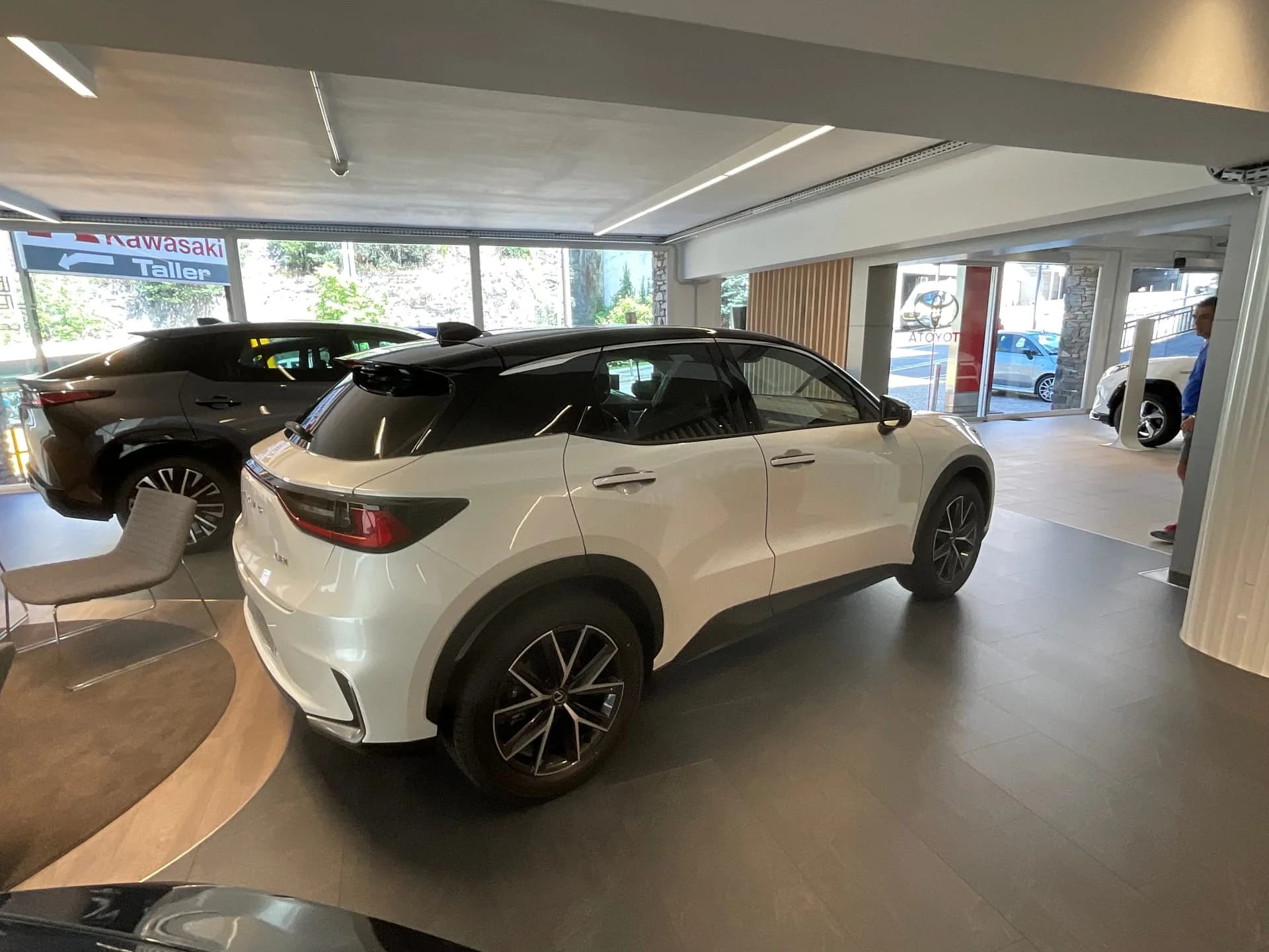 Lexus LBX 1.5 Cool miniatura 6