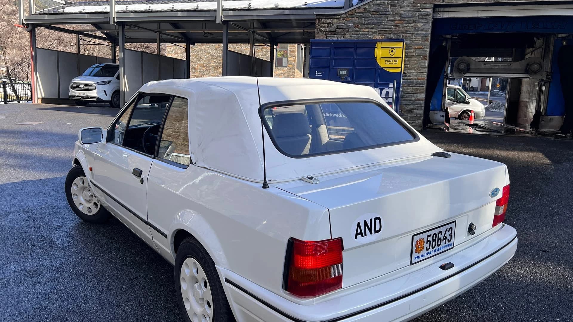 Ford Escort  X3 R.i Cabrio miniatura 4